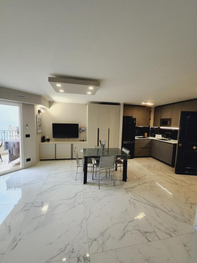 Exclusive Panoramic Sea View In Victoria Beach Menton Exteriör bild